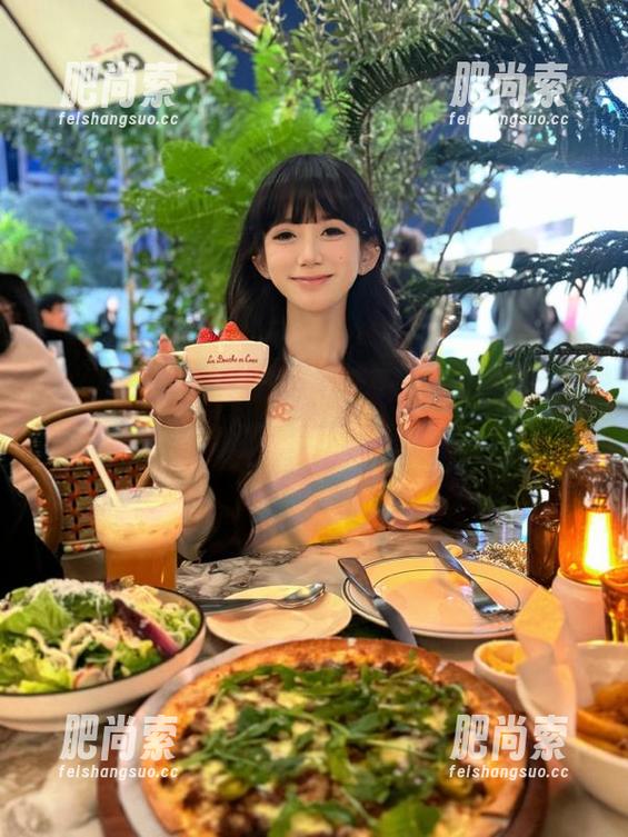 登陆91cg06.com官网，实时吃瓜不容错过