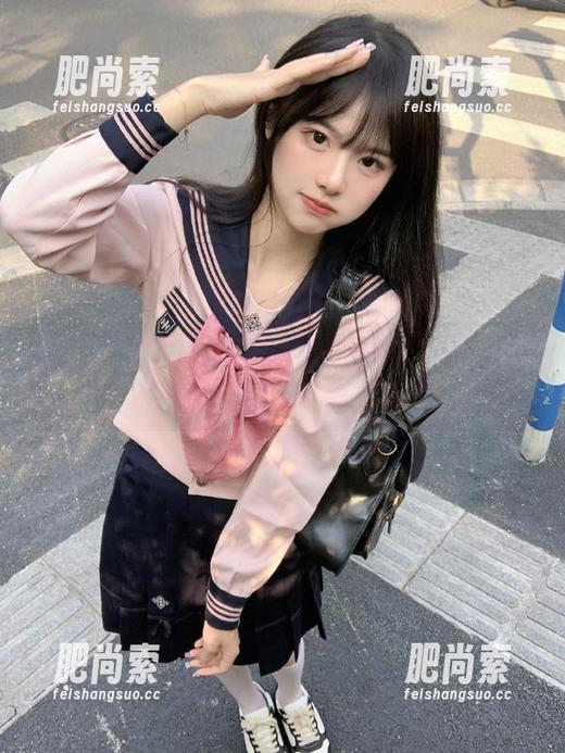 hlw新版本更新，萌趣吃瓜体验全面升级！
