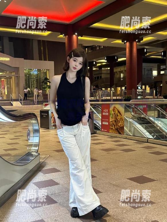 在线吃瓜网分享丰富多彩的网络吃瓜故事